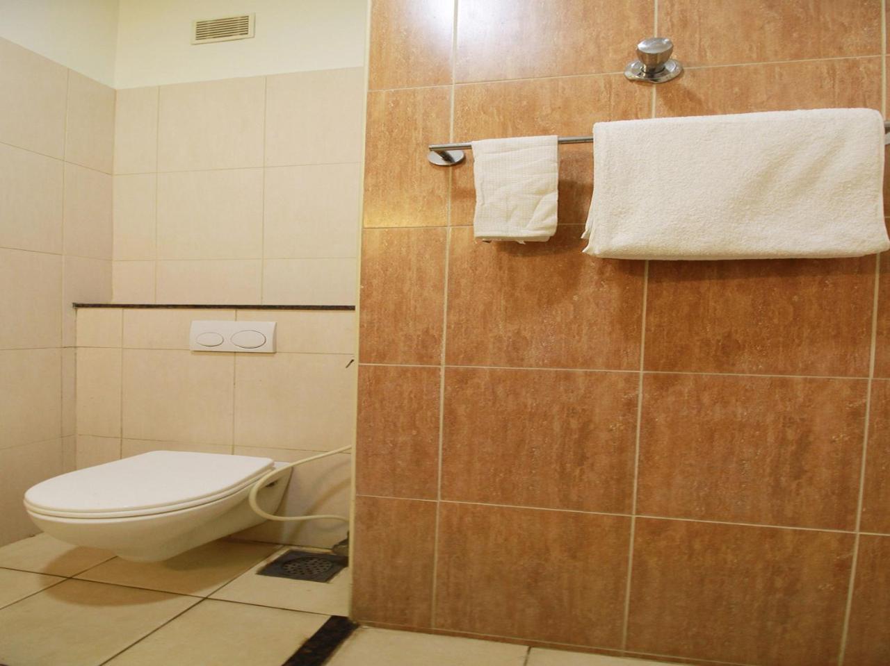 钦奈 Oyo 3547 Raj Guru Residency酒店 外观 照片