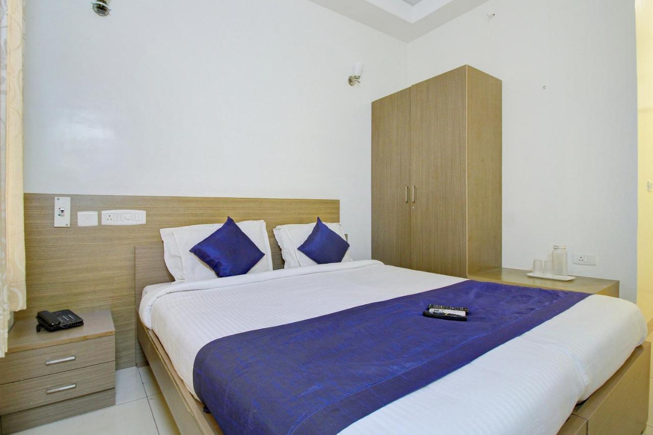 钦奈 Oyo 3547 Raj Guru Residency酒店 外观 照片